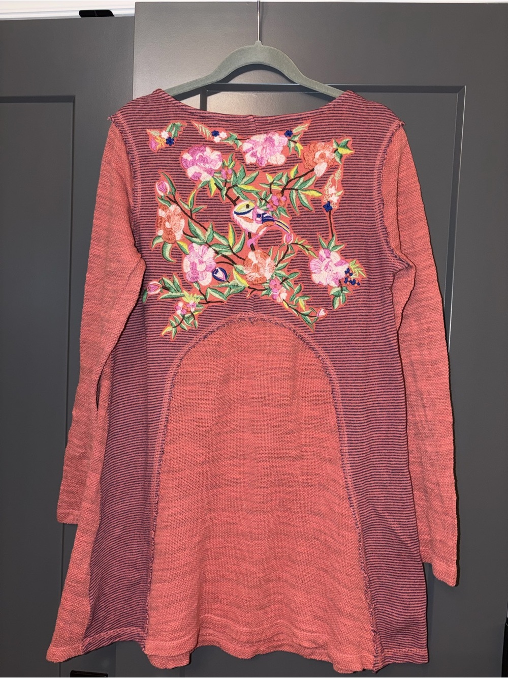 Soft Surroundings embroidered floral salmon pink coral tunic top size L